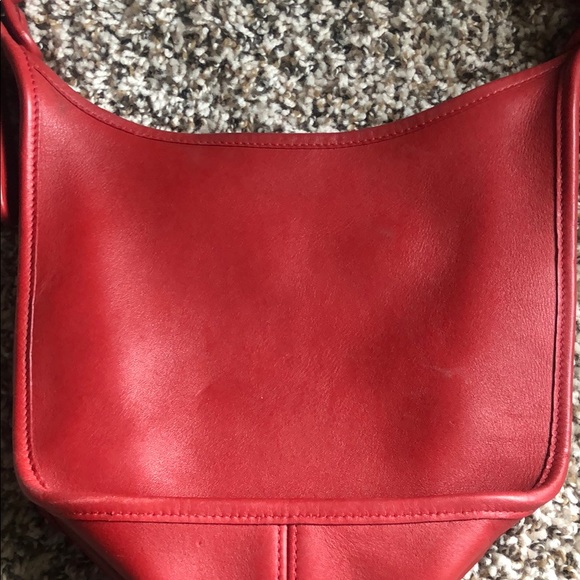 Red leather coach purse - Picture 2 of 4